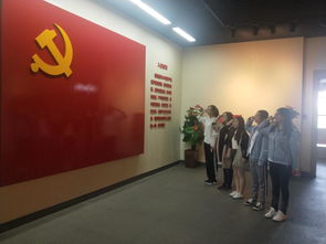 人文學院黨委組織開展“傳承文化、共鑄黨魂”主題黨日暨文化交流活動